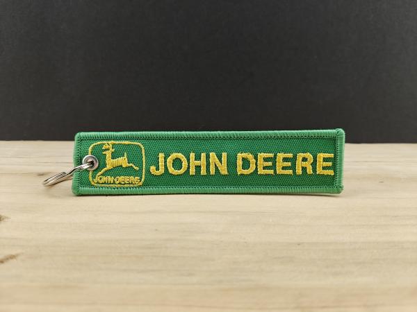 John Deere Schlüsselanhänger grün